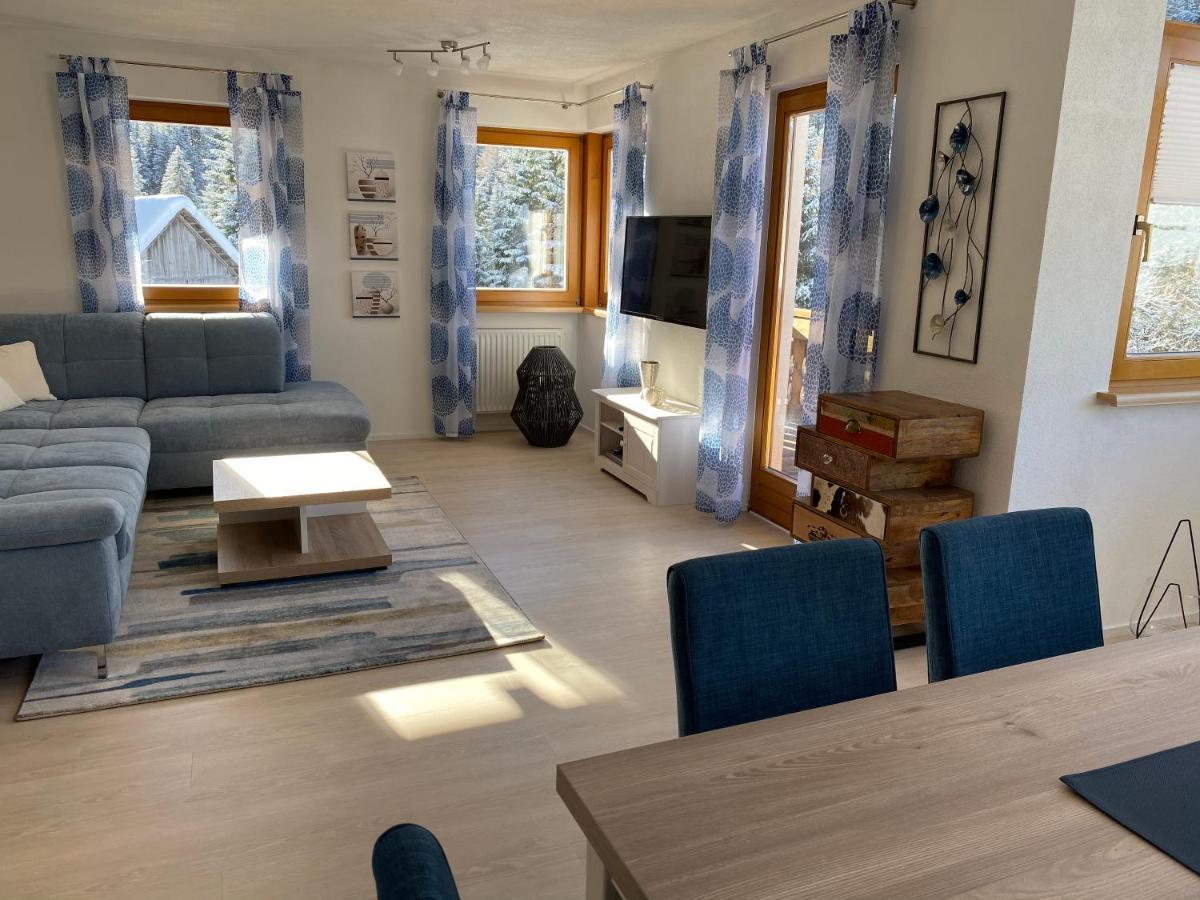 Apartments Oberhollenzer ブラーイエス エクステリア 写真