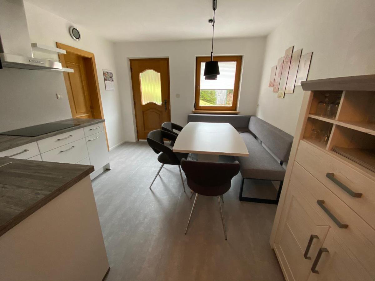 Apartments Oberhollenzer ブラーイエス エクステリア 写真