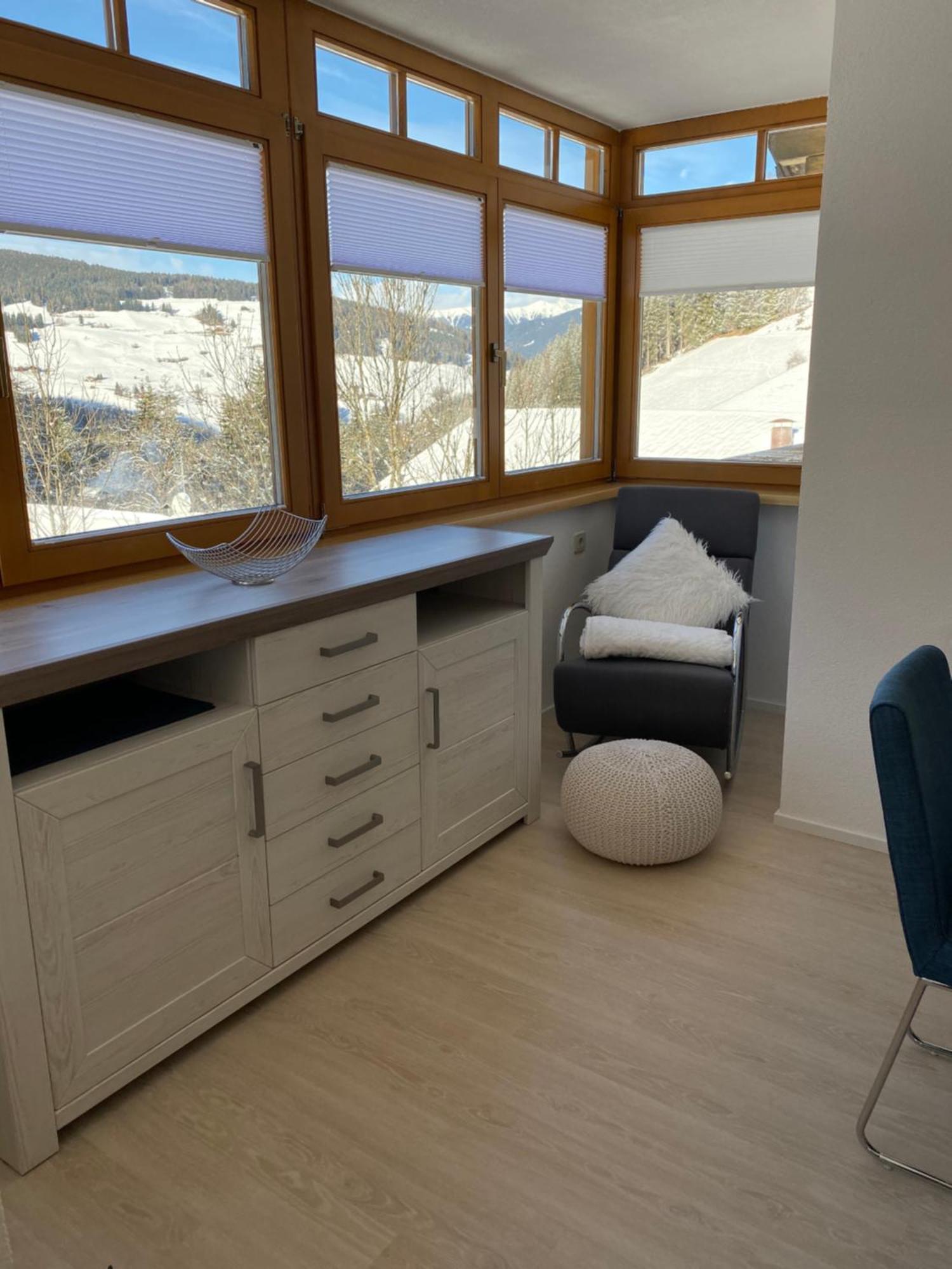 Apartments Oberhollenzer ブラーイエス 部屋 写真